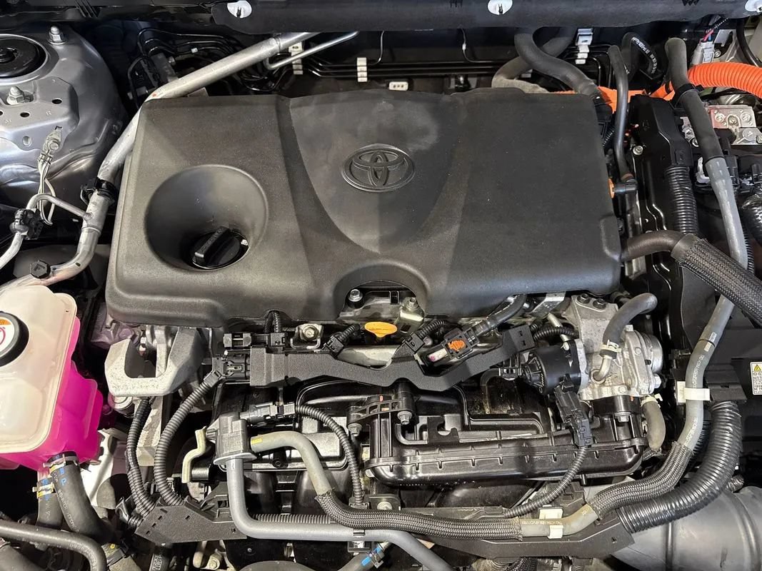 Used 2022 Toyota RAV4 XLE w/ Convenience Package AWD/4WD image 62
