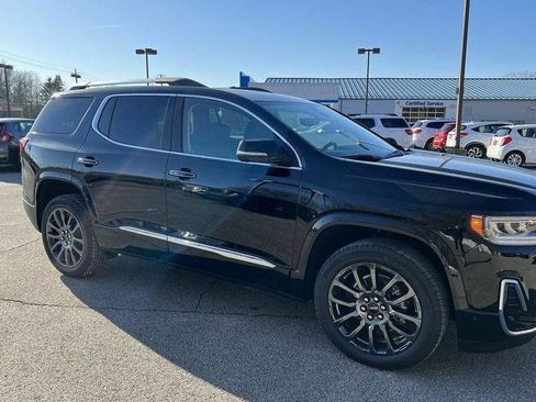 Used 2023 GMC Acadia Denali w/ Black Diamond Edition image 2