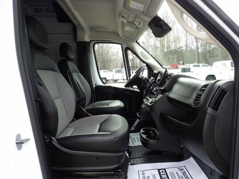 Used 2023 RAM ProMaster 2500 w/ Premium Convenience Group (B) image 33