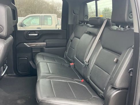 Used 2022 Chevrolet Silverado 3500 LTZ w/ LTZ Convenience Package image 10