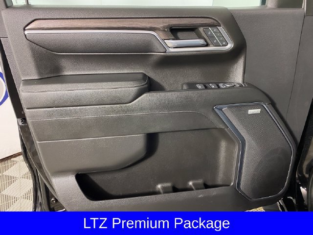 Certified 2023 Chevrolet Silverado 1500 LTZ w/ LTZ Premium Package AWD/4WD image 12