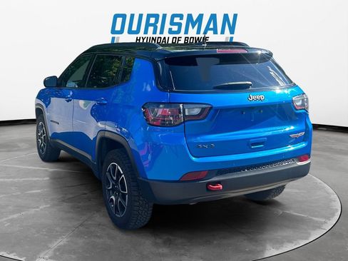 Used 2025 Jeep Compass Trailhawk w/ Trailhawk Elite Group AWD/4WD image 4