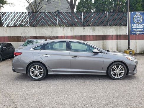 Used 2018 Hyundai Sonata Limited FWD image 3