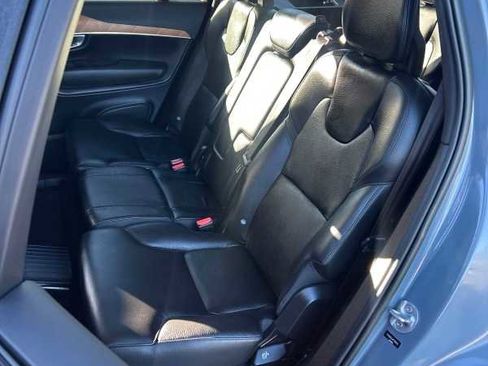 Used 2023 Volvo XC90 T8 Plus image 5