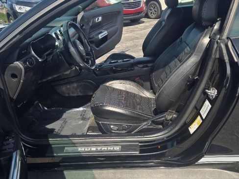 Used 2018 Ford Mustang Premium w/ Equipment Group 201A RWD image 16