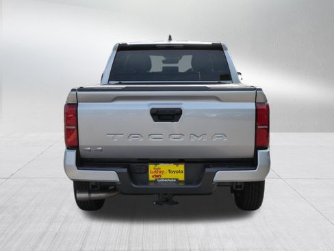 Certified 2024 Toyota Tacoma SR5 AWD/4WD image 7