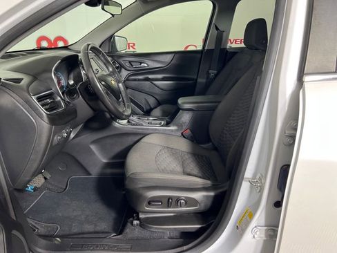 Used 2021 Chevrolet Equinox LT FWD image 9