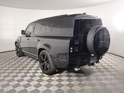 New 2025 Land Rover Defender 130 V8 AWD/4WD image 7