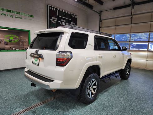 Used 2019 Toyota 4Runner TRD Off-Road Premium w/ Phone Cable & Charge Package image 2