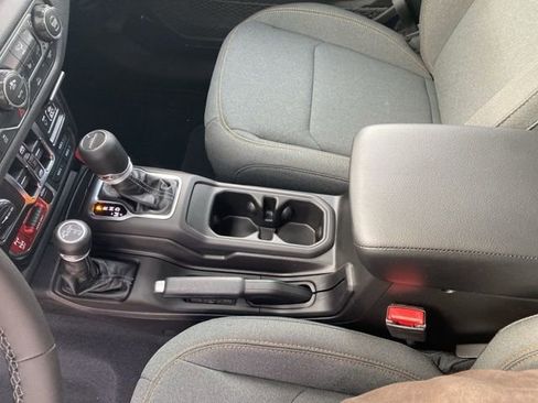 New 2026 Jeep Gladiator Willys AWD/4WD image 19