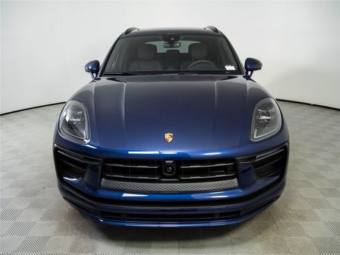 New 2026 Porsche Macan Turbo AWD/4WD image 36