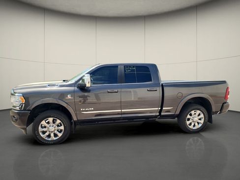 Used 2024 RAM 3500 Limited AWD/4WD image 4
