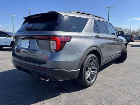 New 2026 Ford Explorer ST image 4