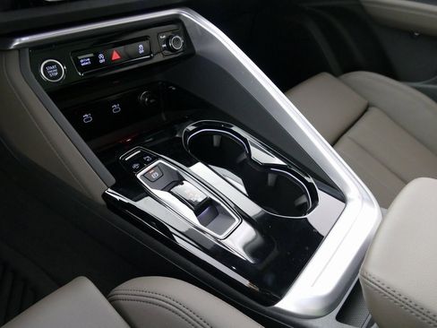 New 2025 Audi Q5 Premium Plus image 21