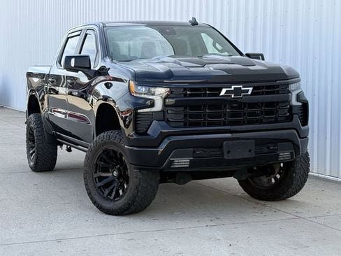 Used 2022 Chevrolet Silverado 1500 LT Trail Boss w/ LT Trail Boss Premium Package image 2