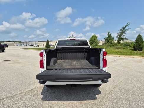 Used 2024 Chevrolet Silverado 1500 Custom AWD/4WD image 11