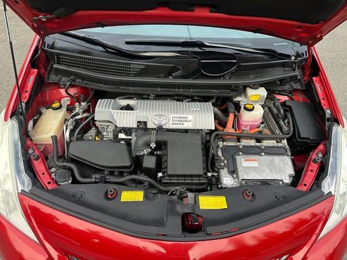 Used 2012 Toyota Prius V Three FWD image 18