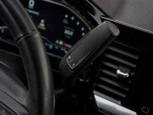 Used 2023 GMC Sierra 1500 Elevation image 16