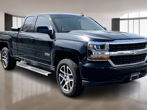 Used 2017 Chevrolet Silverado 1500 LT w/ Texas Edition image 1
