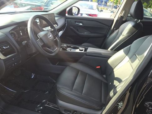 Used 2026 Nissan Rogue SL AWD/4WD image 15