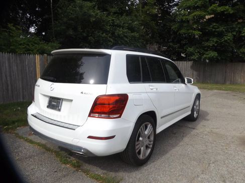 Used 2014 Mercedes-Benz GLK 350 4MATIC image 7