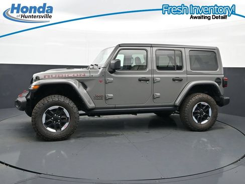 Used 2022 Jeep Wrangler Unlimited Rubicon w/ Dual Top Group AWD/4WD image 6