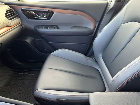 Used 2025 Subaru Forester Sport image 24