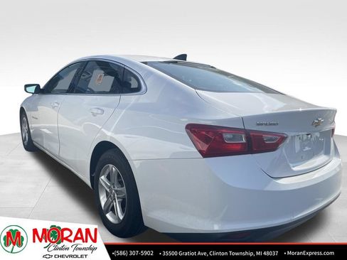 Used 2021 Chevrolet Malibu LS FWD image 2