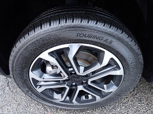 Certified 2022 Jeep Compass Limited image 11