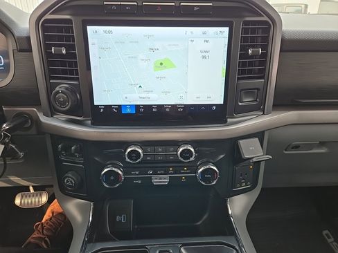 Used 2024 Ford F150 XLT w/ Mobile Office Package image 15