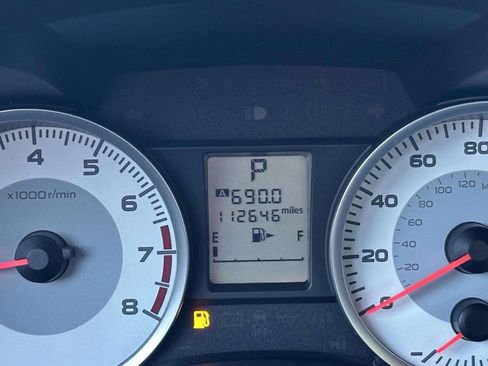 Used 2014 Subaru Impreza 2.0i AWD/4WD image 23