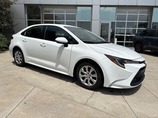 Used 2025 Toyota Corolla LE FWD video 2