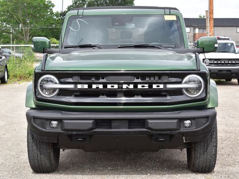 Used 2023 Ford Bronco Outer Banks AWD/4WD image 2
