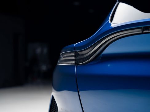 Used 2023 Aston Martin DBX 707 image 30