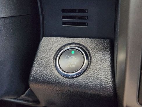 Used 2021 Ford Expedition XLT image 20