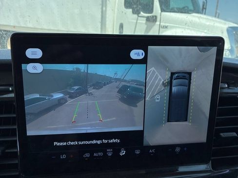 Used 2023 Ford Transit 350 XLT RWD image 8