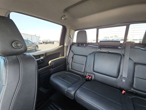 Used 2019 Chevrolet Silverado 1500 LT w/ Texas Edition image 12