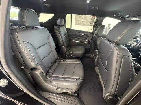 New 2026 Chevrolet Traverse LT w/ Driver Confidence Package FWD image 28