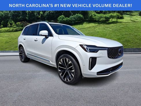 Certified 2025 Volvo XC90 B6 Plus AWD/4WD image 1