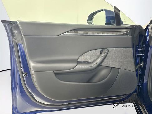 Used 2021 Tesla Model S Plaid image 23