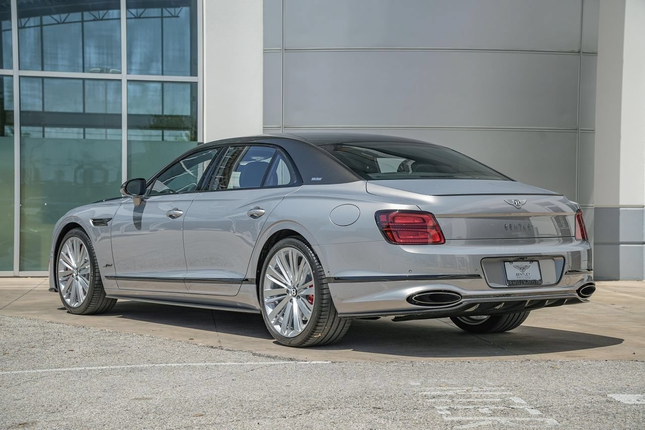 Certified 2025 Bentley Flying Spur Plug-In Hybrid AWD/4WD image 3