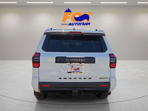New 2025 Toyota 4Runner TRD Off-Road Premium image 4