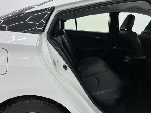 Used 2020 Toyota Prius Prime Limited FWD image 21
