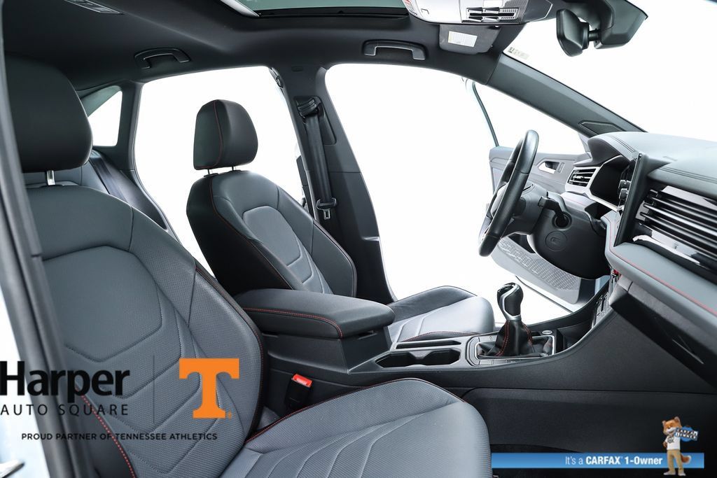 Used 2025 Volkswagen Jetta GLI Autobahn FWD image 72