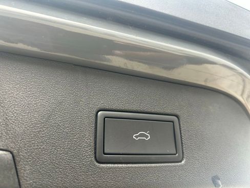 Used 2024 Volkswagen ID.4 S image 42