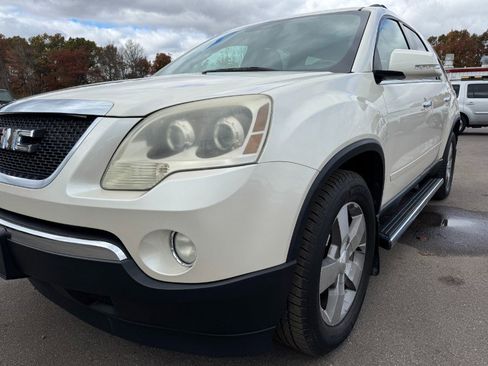 Used 2011 GMC Acadia SLT image 9