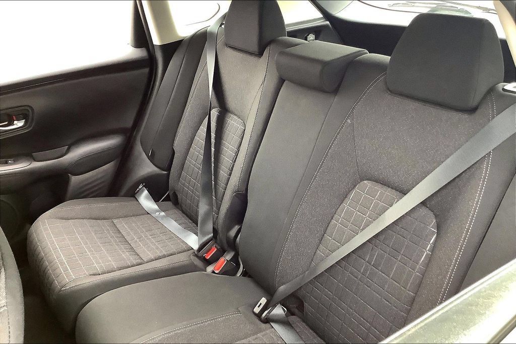 Used 2024 Honda HR-V LX image 29