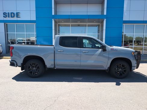 Used 2025 Chevrolet Silverado 1500 RST AWD/4WD image 1