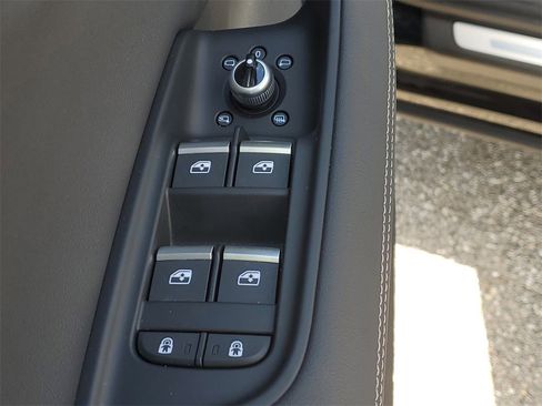 Certified 2025 Audi Q7 3.0T Premium Plus w/ Premium Plus Package image 23