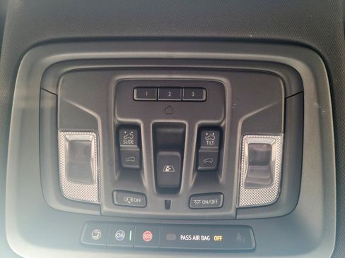 Used 2020 GMC Sierra 1500 AT4 w/ AT4 Premium Package AWD/4WD image 12